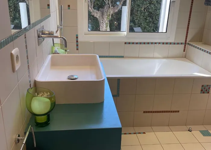 La Saint Jean Bas De * La Ciotat