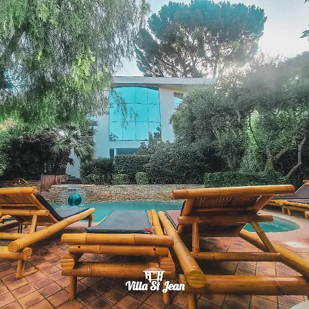 Апартаменты La Saint Jean Bas De *