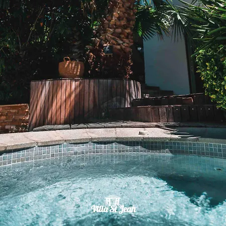 La Saint Jean Bas De *