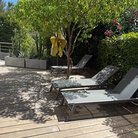 La Saint Jean Bas De *